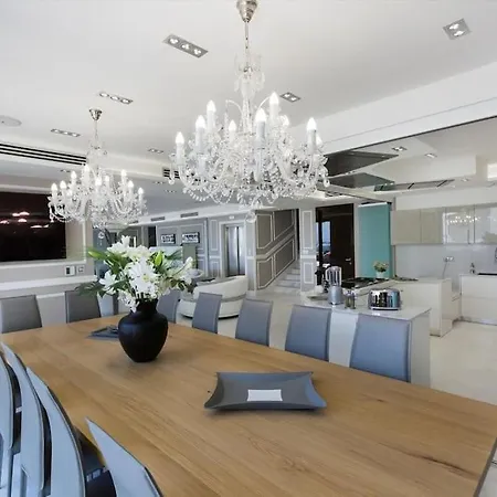 Maritime Villa Cannes